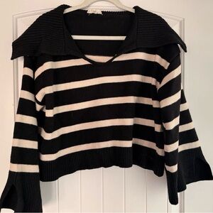 Entro Sail Away Black and White Striped V-Neck Sweater size L